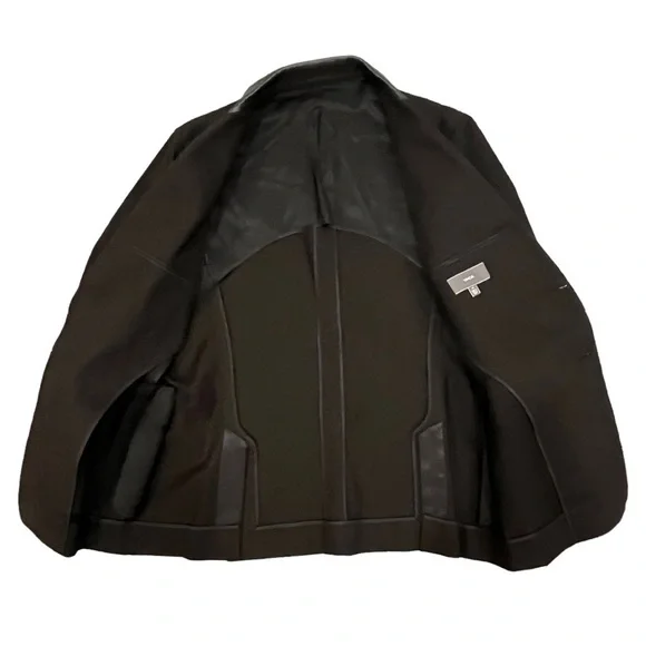 🕶️ Vince Men’s 42R Black Blazer‎ w/ Faux Leather Lapel | Sleek & Cutthroat - Picture 4 of 7